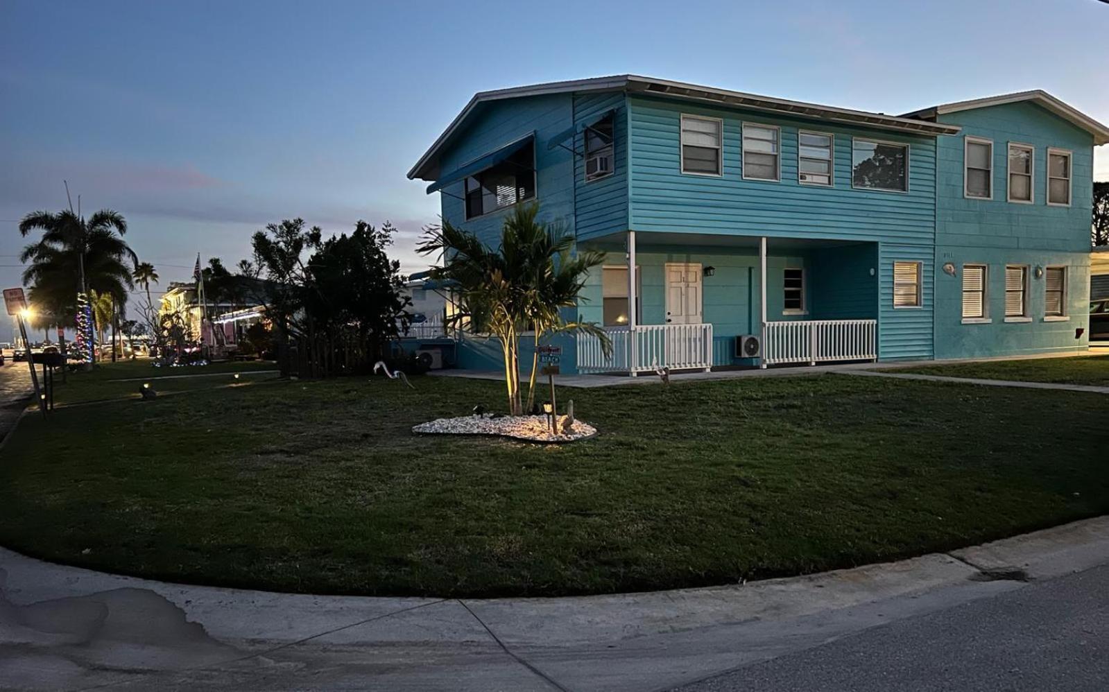 Lovely Vacation Home 1 Block From Beach & Downtown Gulfport San Petersburgo Exterior foto